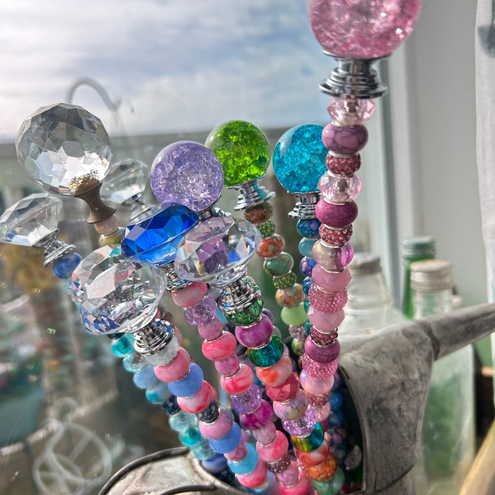Colorful Art Sticks/Fairy wands for house plants/plant stakes/garden art - Picture 2 of 7